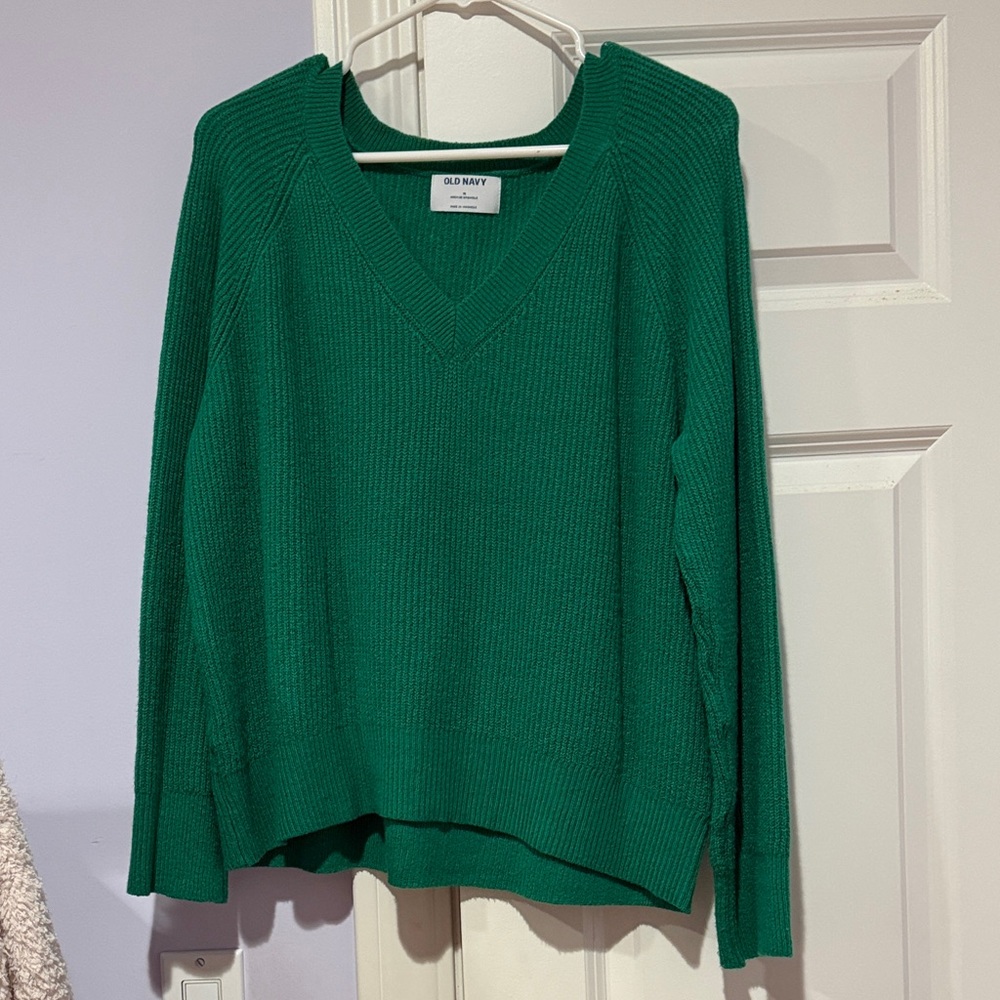 Old Navy Women's Emerald V-Neck Sweater